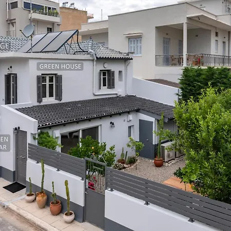 - Villa
